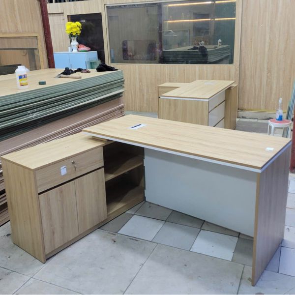 Bàn Giám đốc chữ L gỗ MDF màu sắc trẻ trung - Ảnh 3
