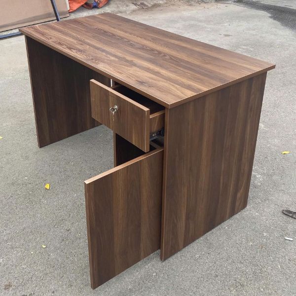 Bàn làm việc 1mx50cm gỗ MDF có hộc màu nâu - Ảnh 2